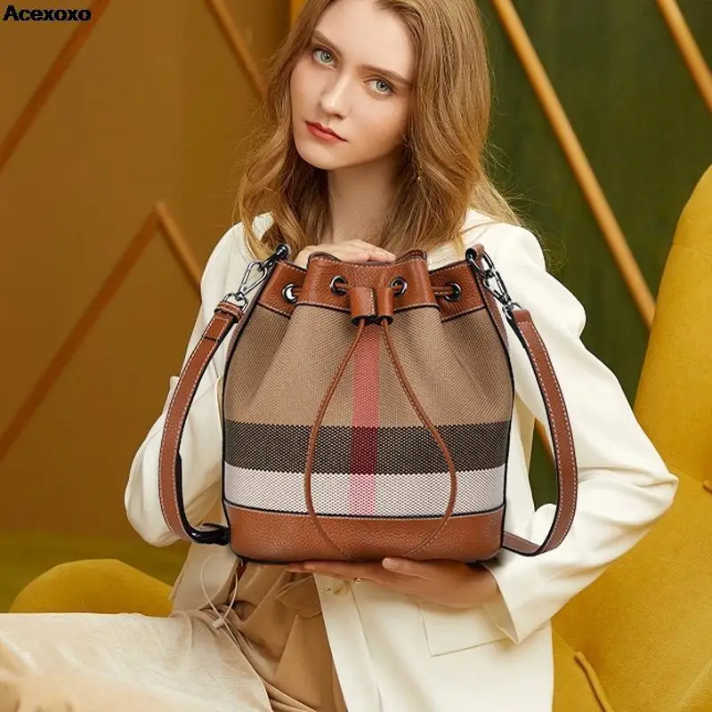 Fashion sense of senior кожаная сумка-ведро женский прилив 2023 новая сетчатая сумка с полями женская сумка кожаная сумка через плечо с наклоном